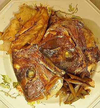 鯛のアラ煮の写真